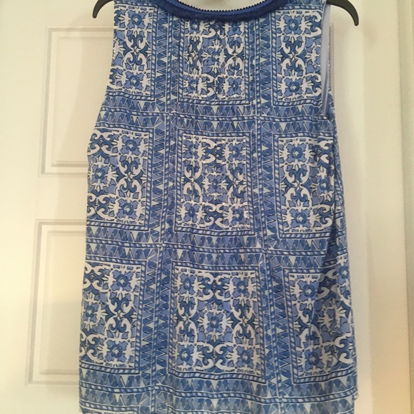 Adorable Vineyard Vine fringed tank - NWT - Picture 2 of 4